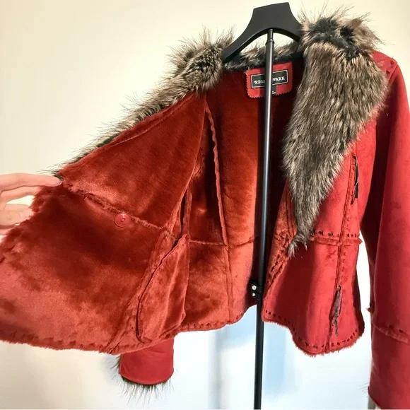 SOLD!! OFFERS INVALID! Regent Park Faux Suede Coat with Faux Fur Collar Size M - Picture 9 of 15